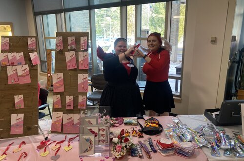 Boutique benefits community garden